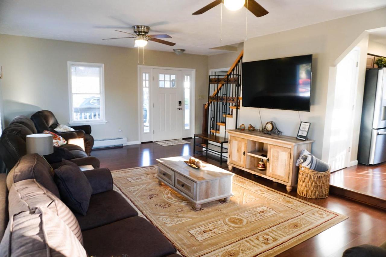 Newly Renovated 3 Bedroom House In The Heart Of Tannersville Exterior photo