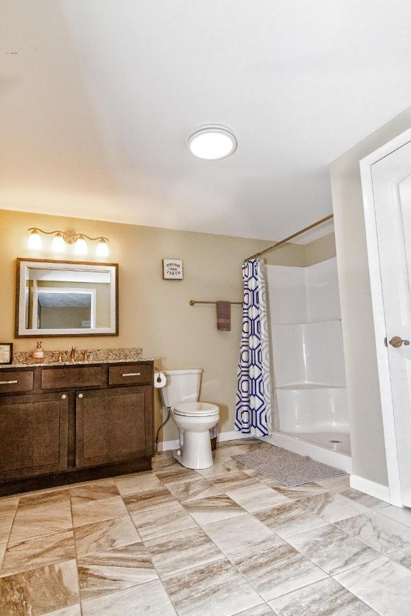 Newly Renovated 3 Bedroom House In The Heart Of Tannersville Exterior photo