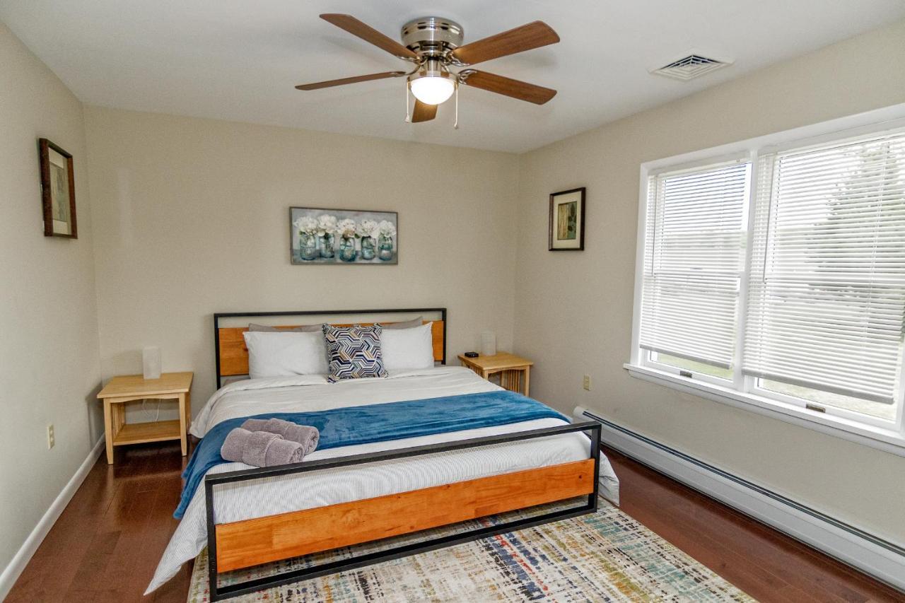 Newly Renovated 3 Bedroom House In The Heart Of Tannersville Exterior photo