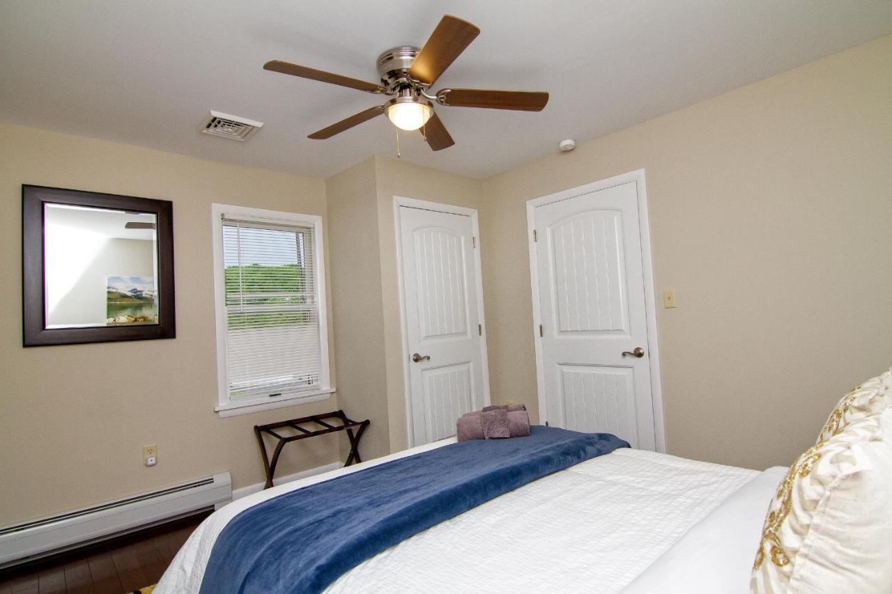 Newly Renovated 3 Bedroom House In The Heart Of Tannersville Exterior photo