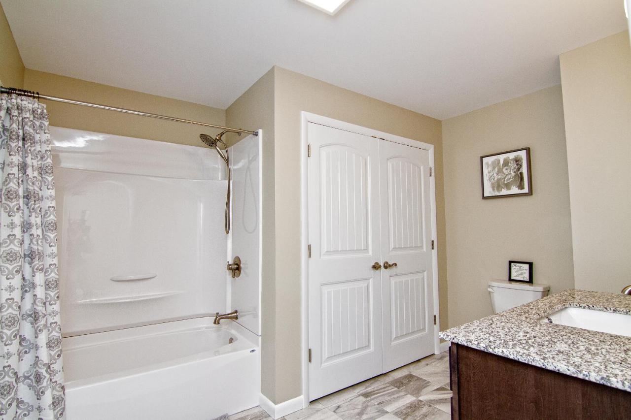 Newly Renovated 3 Bedroom House In The Heart Of Tannersville Exterior photo