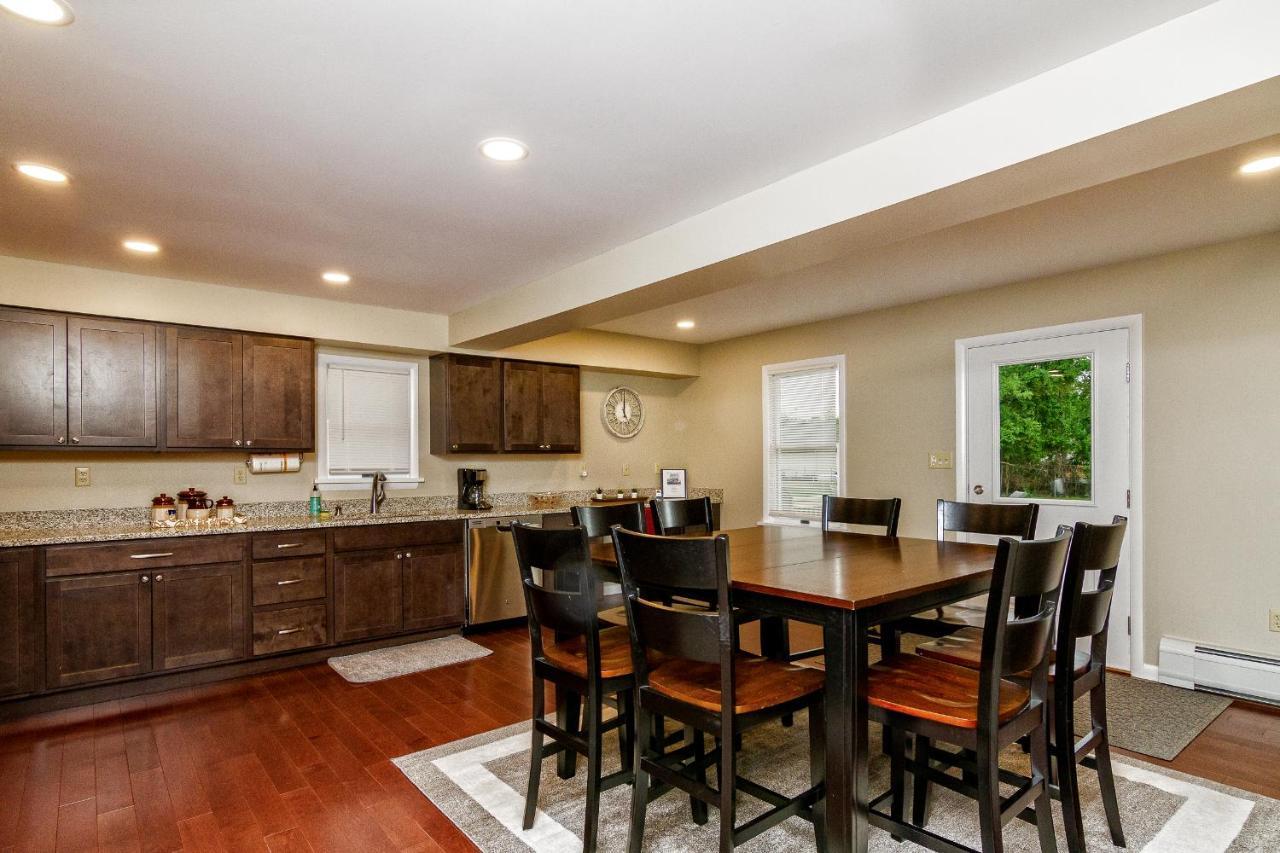 Newly Renovated 3 Bedroom House In The Heart Of Tannersville Exterior photo